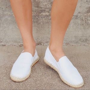 Lulu’s Lakelyn White Espadrille (6.5)
